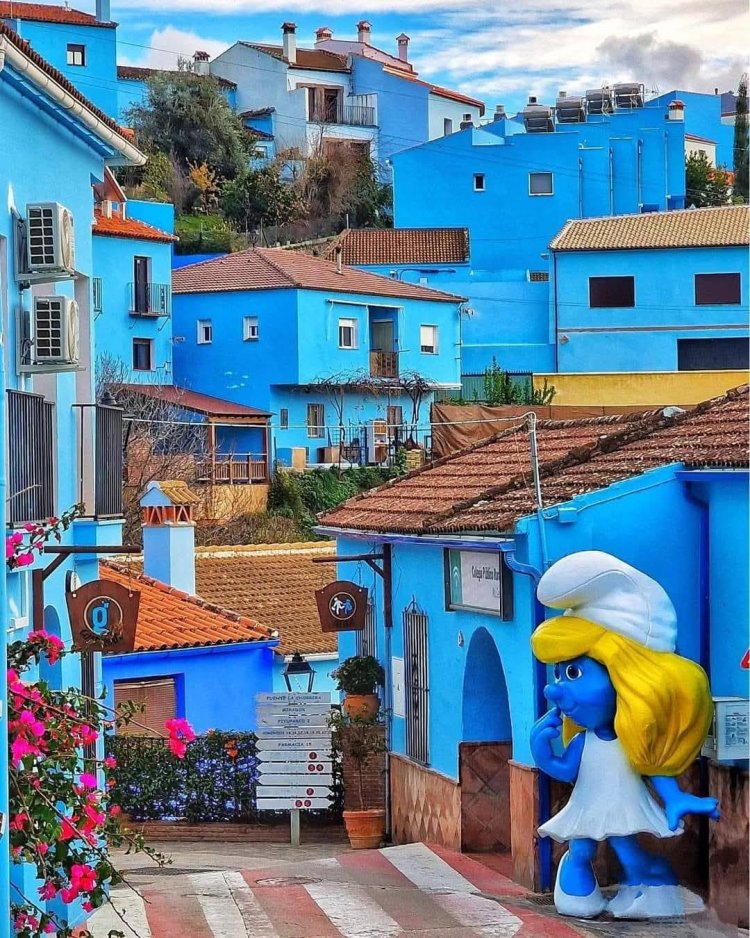 Juzcar - Ronda (Malaga)