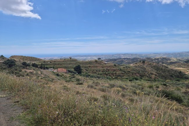 Immobilière Costa del Sol - Terrain à vendre  sur Mijas