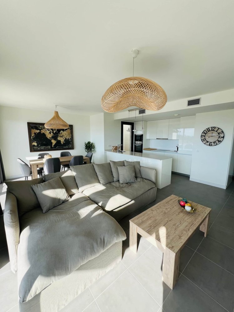 Appartement penthouse 3 chambres à louer à Estepona (Costa del Sol)