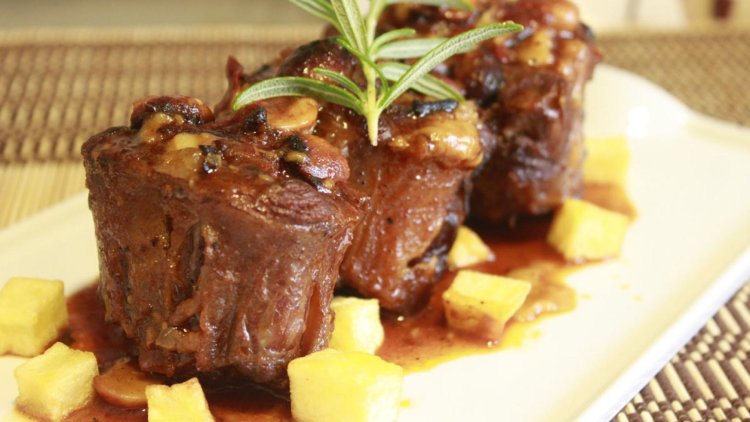 Rabo de Toro (Ragoût de Queue de Boeuf) - Recette andalouse
