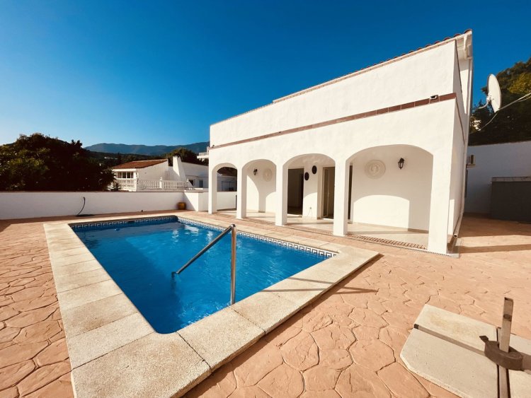Immobilière Costa del Sol - Maison à vendre sur Estepona
