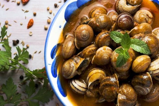Escargots à l’andalouse ou ragoût d’escargots traditionnel andalou