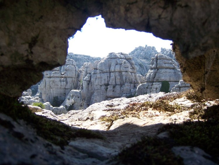 Grottes de Malaga : Itinéraire Incontournable pour Explorer les Merveilles Souterraines de l'Andalousie | Nathi Dreams