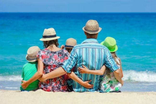 Élever une famille en Andalousie : guide complet pour parents expatriés  I Nathi-Dreams