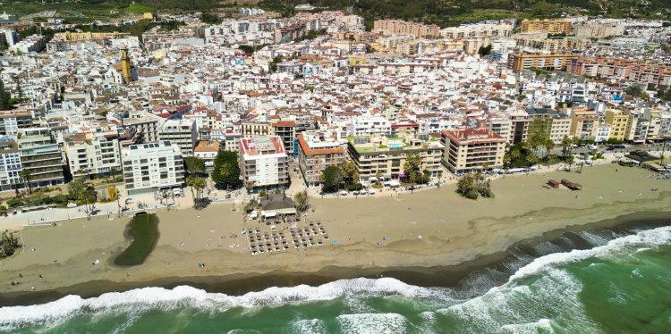 Costa del Sol ou Costa de la Luz : quelle région choisir pour vivre en Andalousie ? Guide complet 2026