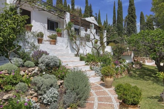 Acheter une maison en Andalousie : le guide complet pour réussir son projet immobilier I Nathi-Dreams