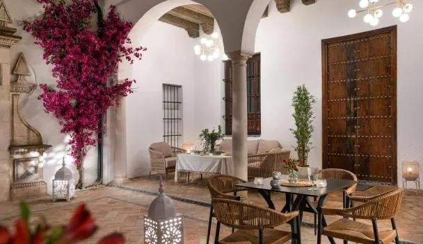 Patio andalou : comment créer un petit coin de paradis ?